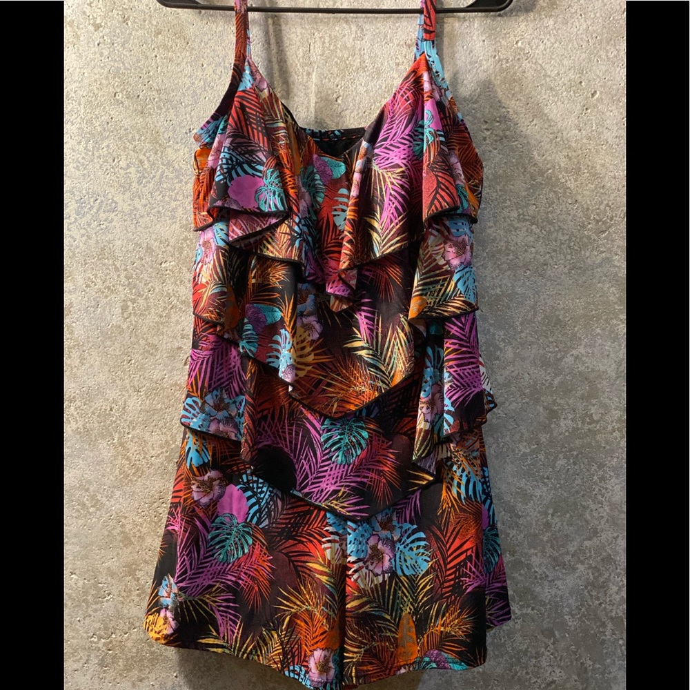 Swim dress, built in shorts and swim suit lining!